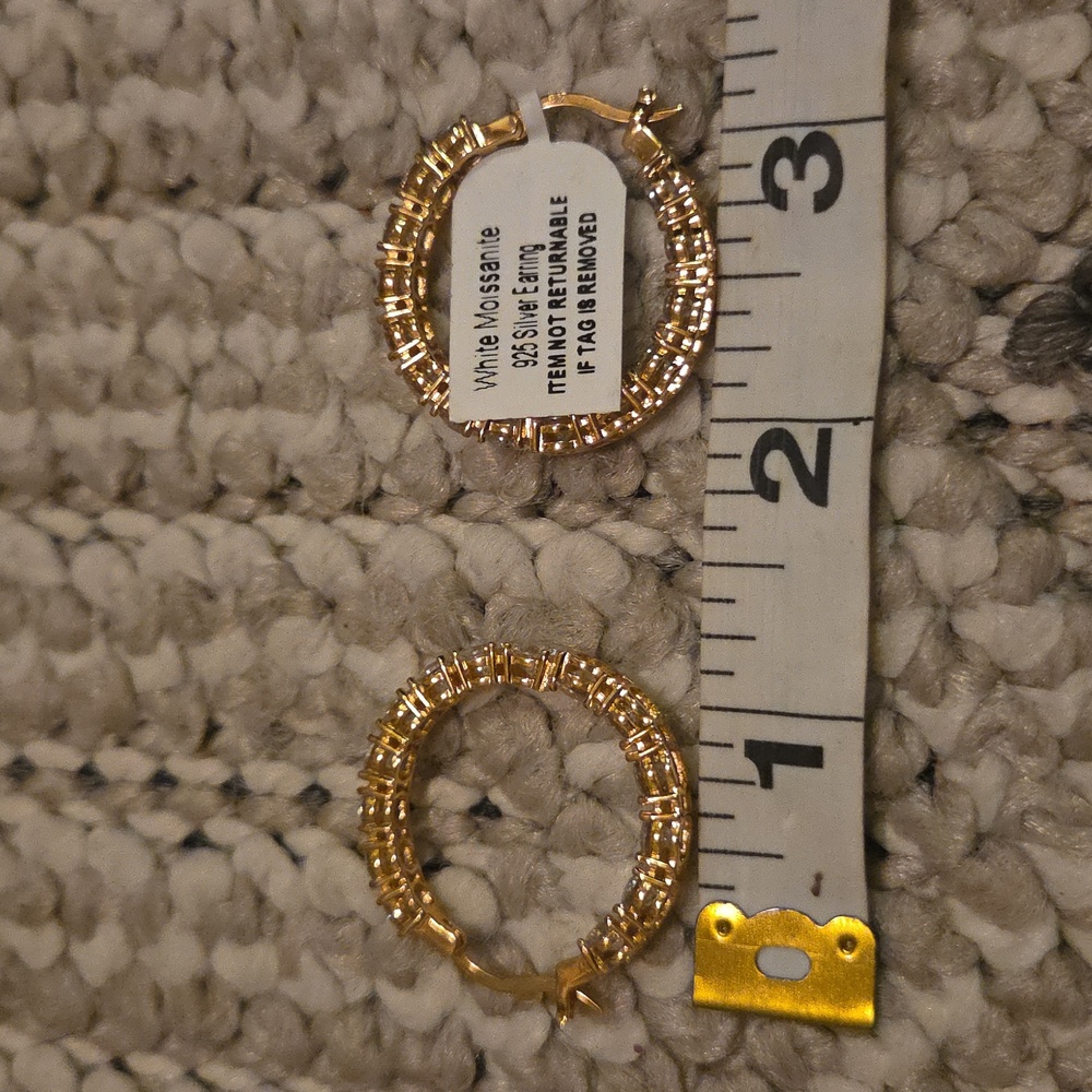 White Moissanite hoop earrings in 18k gold over sterling silver. NEW. - Picture 8 of 8